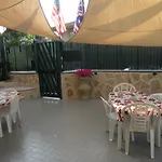 L'agrifoglio Dell'etna 3* טרקסטאני