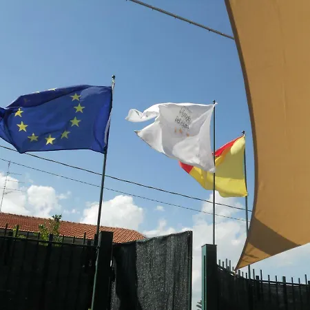 L'agrifoglio Dell'etna Nocleg ze śniadaniem *