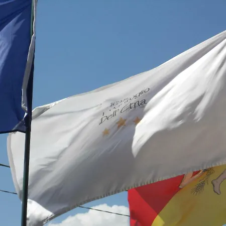 Nocleg ze śniadaniem L'agrifoglio Dell'etna