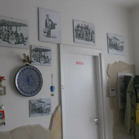 Bed & Breakfast L'agrifoglio Dell'etna 3*