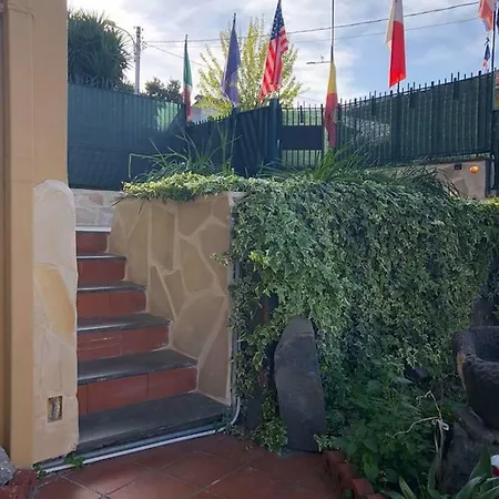Bed & Breakfast L'agrifoglio Dell'etna